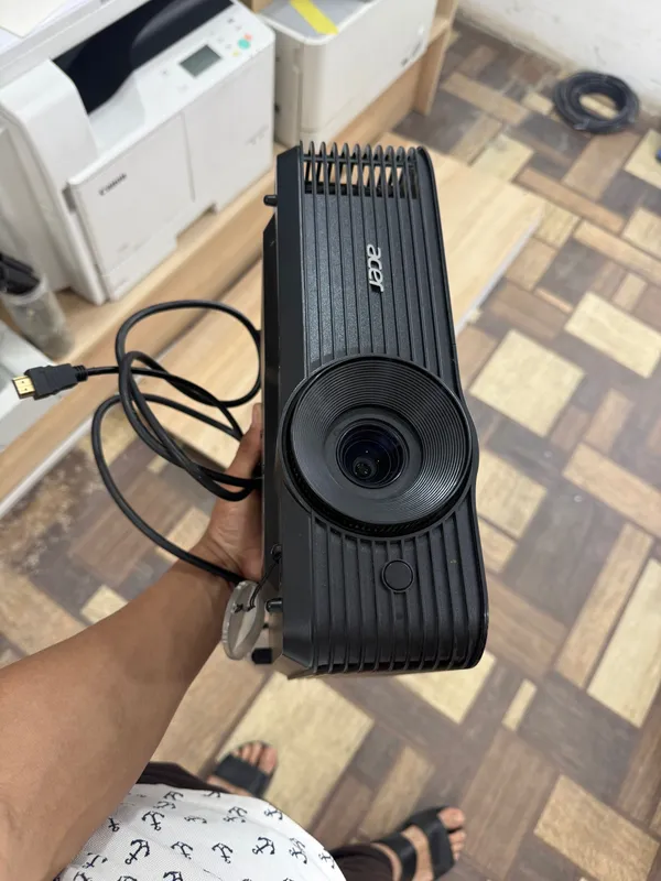 Acer X 113 H proiktor — фото 1