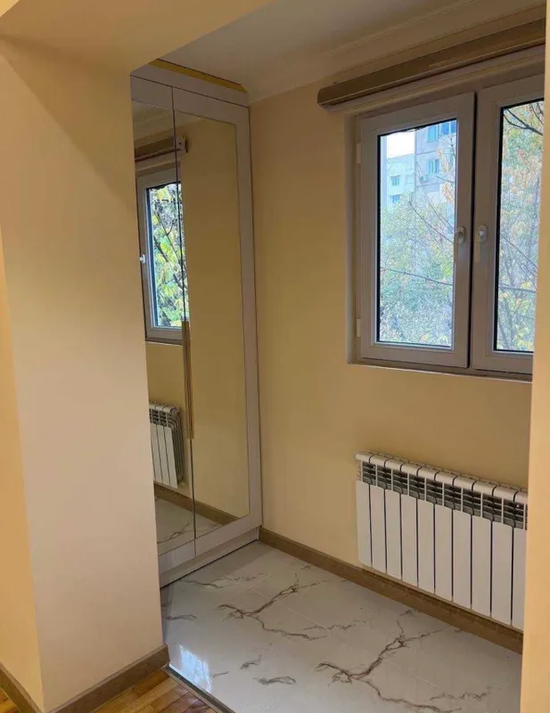 Сдаётся квартира в метро Айбек Мирабадский район — фото 1