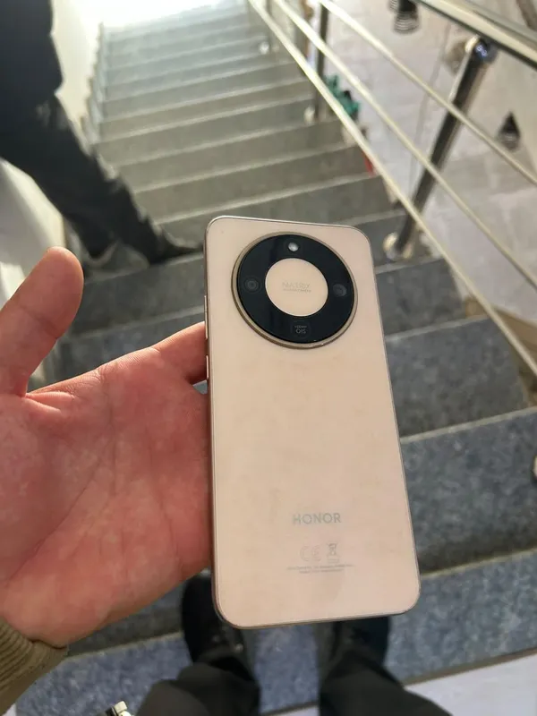 Honor X9d 256 ГБ, 8 ГБ, состояние хорошее, всё в комплекте 1 Honor X9d 256 ГБ, 8 ГБ, состояние хорошее, всё в комплекте 1