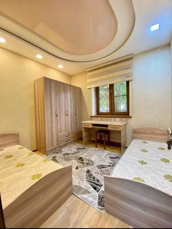 Сдаётся квартира в Рынок Сайрам 3-ком р-н Юнусабад-19 кв — фото 2