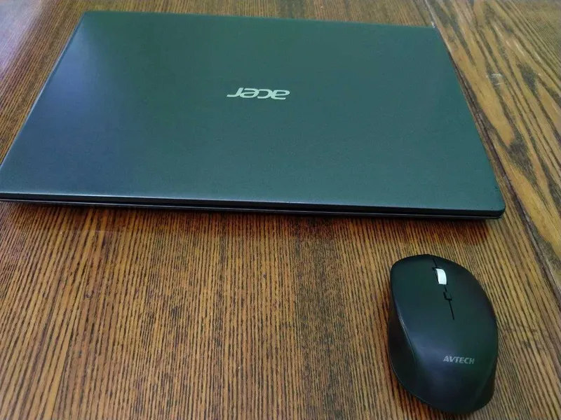 Acer Aspire (15.6 dyuym) sotiladi / Karobka + Sichqoncha bonus! 2 Acer Aspire (15.6 dyuym) sotiladi / Karobka + Sichqoncha bonus! 2
