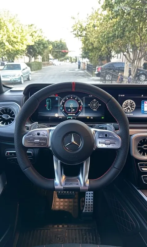 Mersedec benz G63 class 8 Mersedec benz G63 class 8