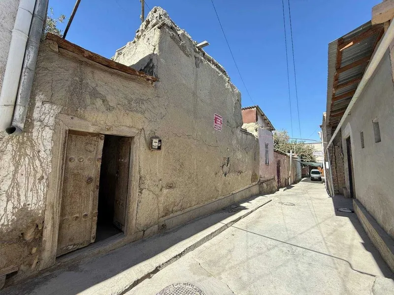 TAYYOR 2.1 SOTIQLI hovli sotiladi #a654