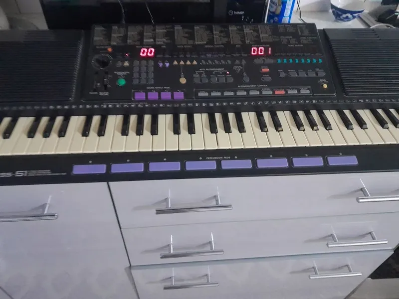 ативный синтезатор Yamaha PSS-51. — фото 2