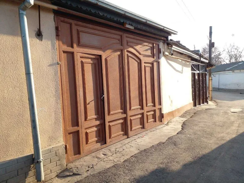 Продайся уютный дом в городе Янгиюль