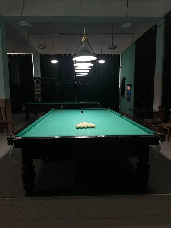 Billiard stollari sotiladi