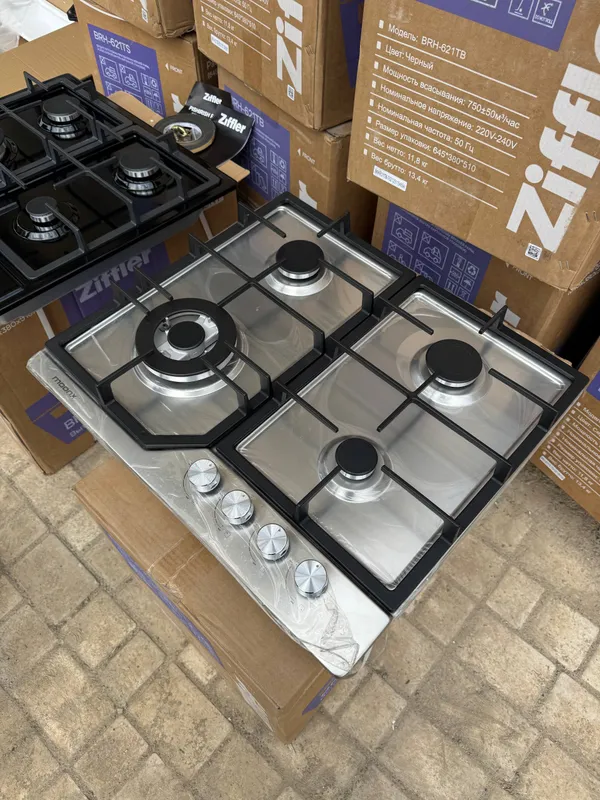 MOONX panel 6100 1