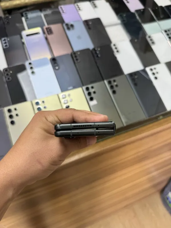 Samsung Fold 3 12/256Gb — фото 2