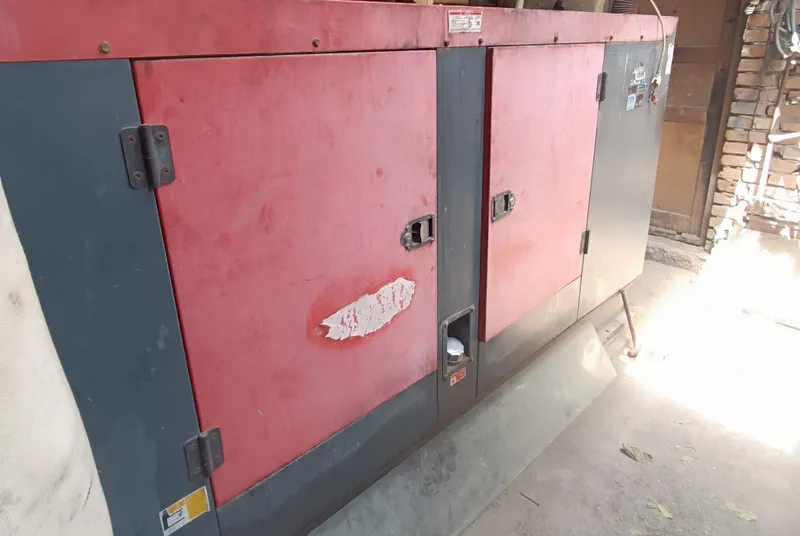 Generator 100 kw salyarkada ishlidi
