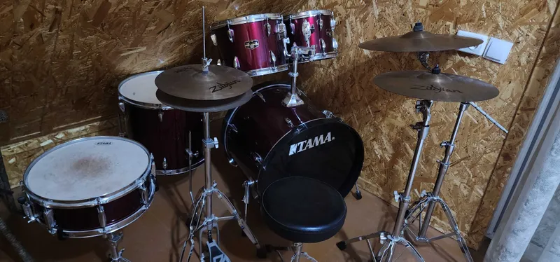 Tama Imperialstar 5-Piece Drum Kit (почти новая)+Zildjian/ZBT тарелки 1