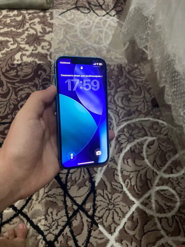 Продаётся Apple 13 mini 3