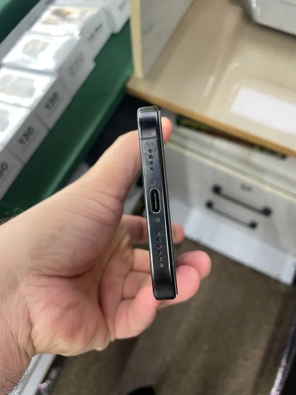 Iphone 16 Pro Max 4 Iphone 16 Pro Max 4
