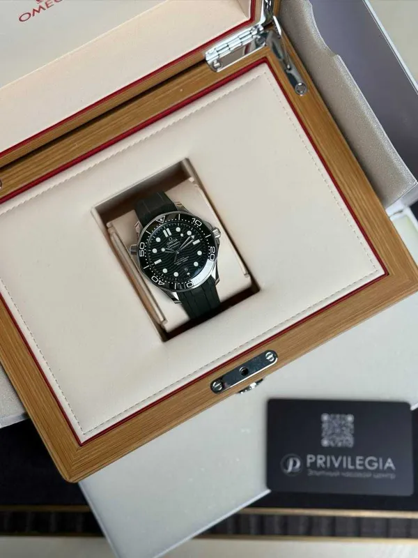 NEW Omega Seamaster Diver 300M Master Co-Axial 42 кауч зел