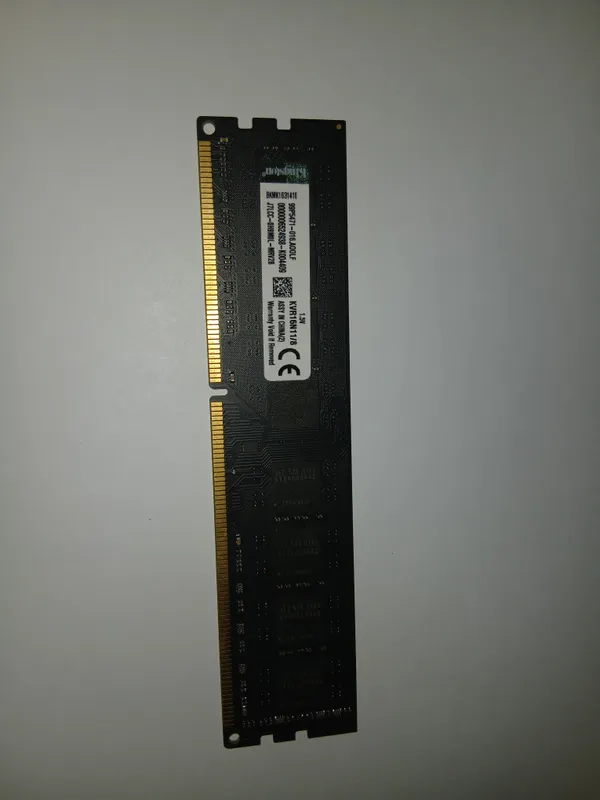 Kingston DDR3 1600MHz, 8 ГБ 1 Kingston DDR3 1600MHz, 8 ГБ 1