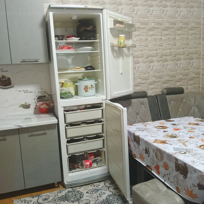 Muzlatgich sotiladi ikki kamerali holati yaxshi 2 Muzlatgich sotiladi ikki kamerali holati yaxshi 2