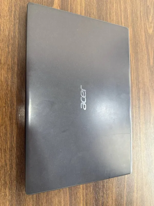 Noutbuk Acer aybi zaryadi tez ketadi 4