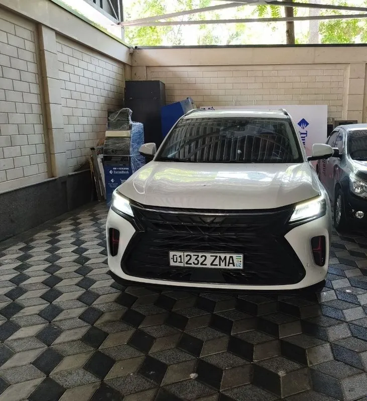 Avtotransport vositasi 8