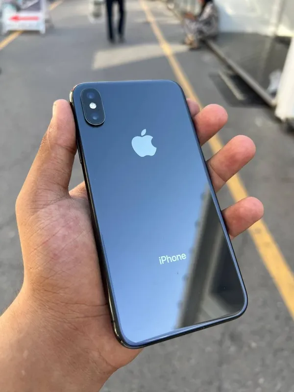 iPhone X