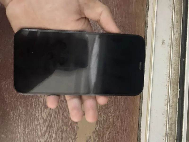 Iphone 12 pro sotiladi 3 Iphone 12 pro sotiladi 3