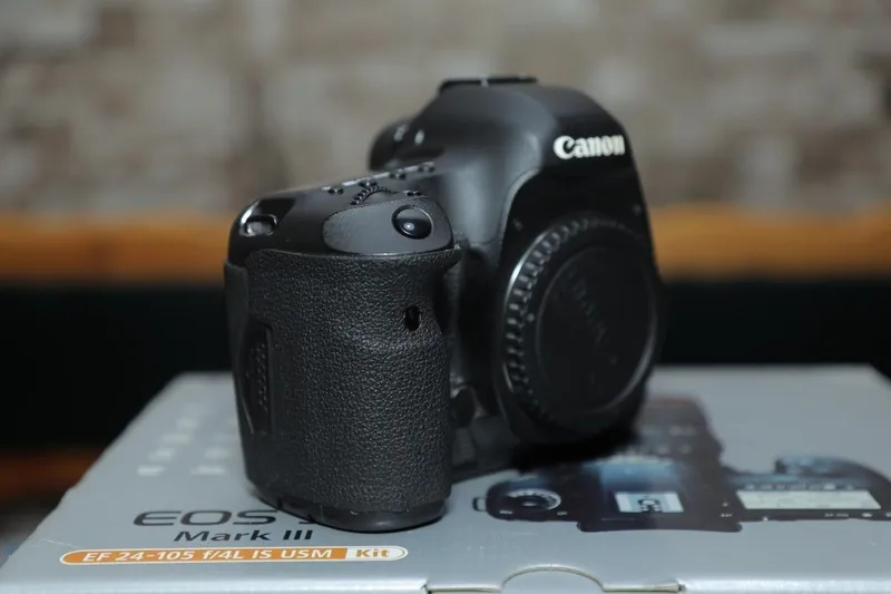Canon 5D mark3 BODY sotiladi. Holati zo'r — фото 5