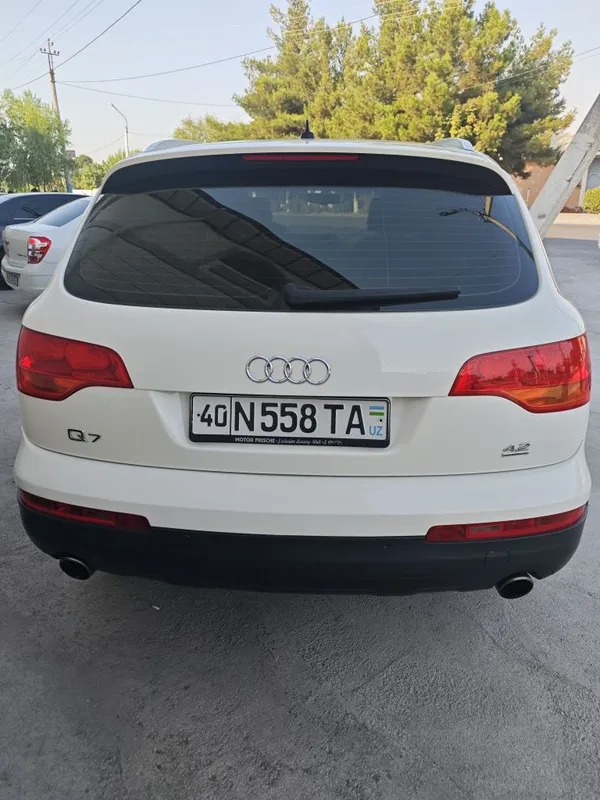 Audi Q7 продам в отличном состоянии — фото 4