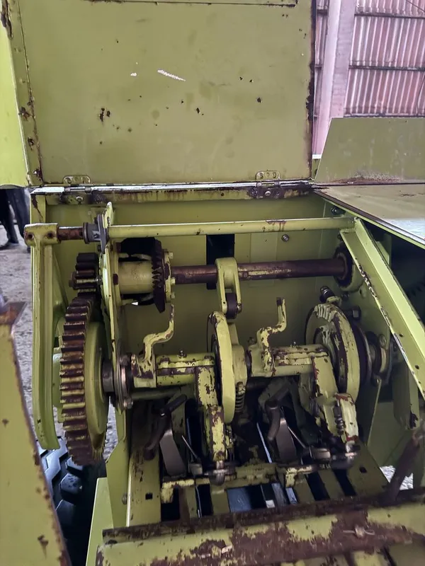 Claas markant 65 8