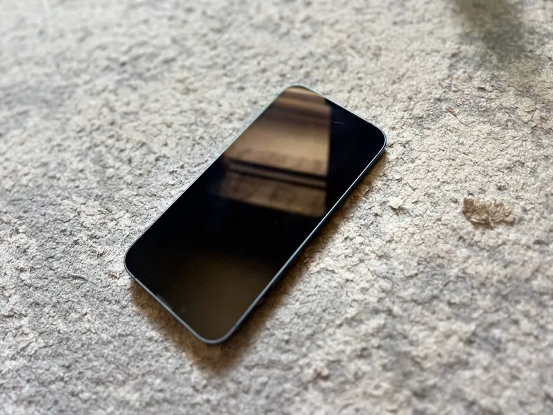 iPhone 3