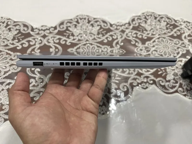 ASUS VivoBook sotiladi yengi kop ishlamagan — фото 3