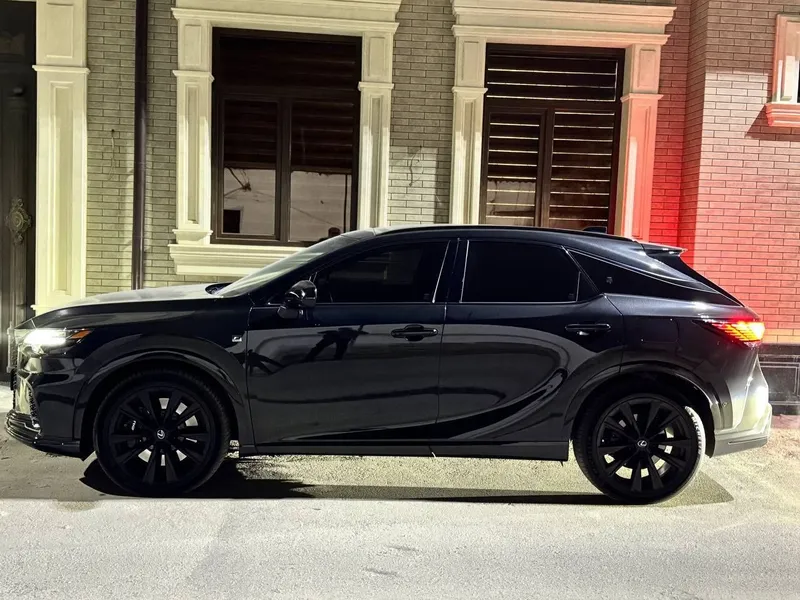 Lexus rx500h awd — фото 5
