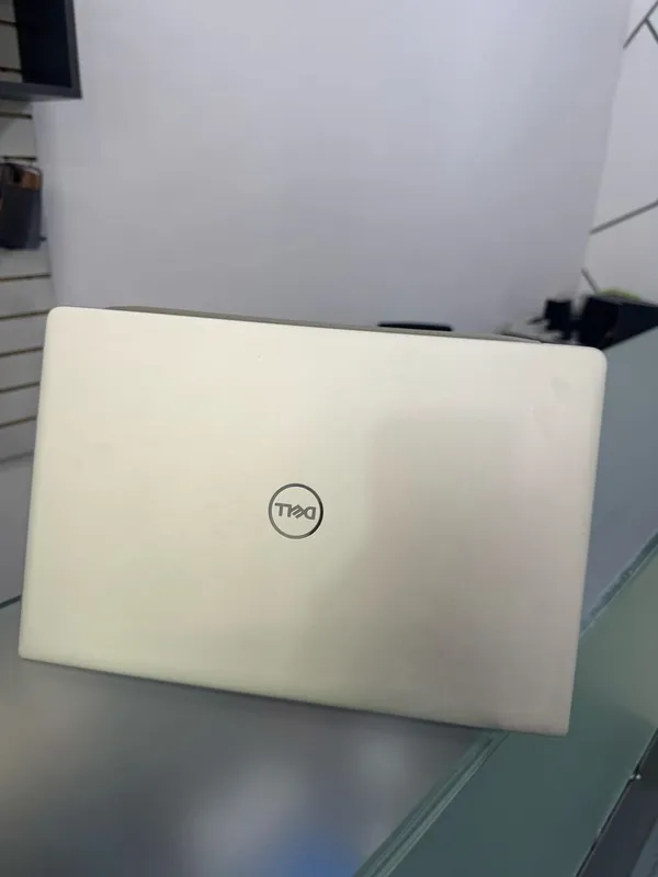 Dell Notebook. Zur holatda — фото 1