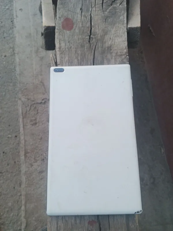 Lenove TAB4 8 2 Lenove TAB4 8 2