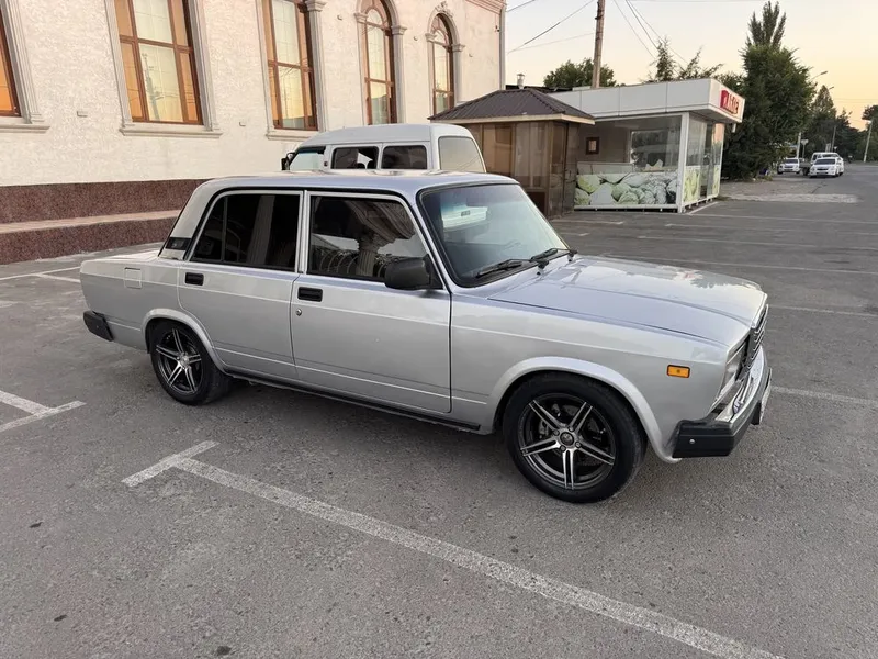 lada 2107 Yili 2011- yil 4 lada 2107 Yili 2011- yil 4
