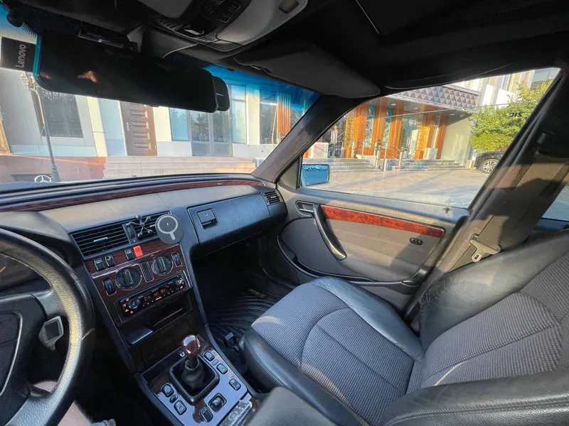 Mercedes Benz w202 c230 ESPRIT 3 Mercedes Benz w202 c230 ESPRIT 3