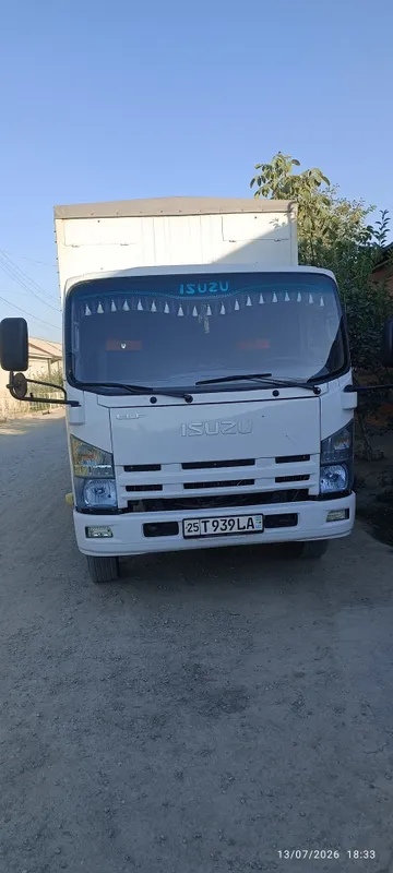 Isuzi 2012yil avtonomka bor spalni kabina avtobusdan yig'ilgan 1 Isuzi 2012yil avtonomka bor spalni kabina avtobusdan yig'ilgan 1