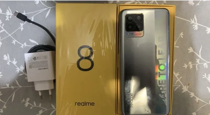 Realme 8 6+6gb 128gb srochna — фото 1