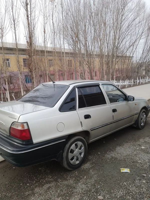 Нексии 1 сотилади