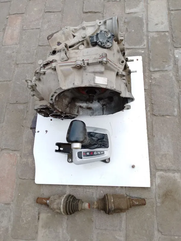 Lada grantani avtomat karopkasi sotiladi zapchast ga — фото 6