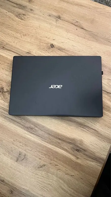 Acer aspire 3.