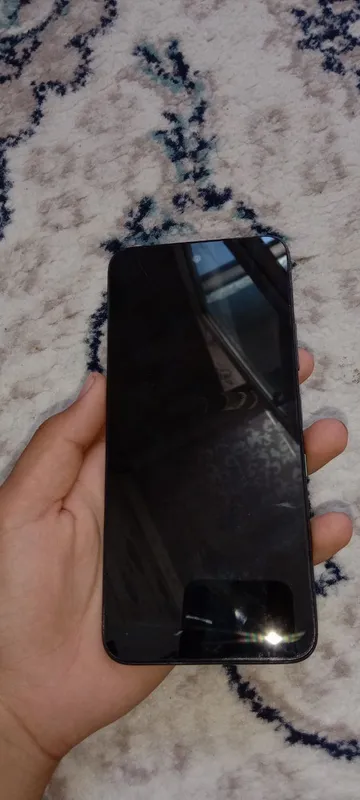 Infinix hot 60 i 256 gblik 8ga8 ekran almashmagan — фото 2