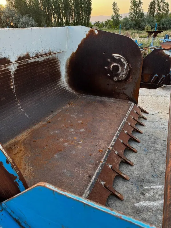 Fontana Skraper, Belarus, John Deere, Case Puma tortadi 7