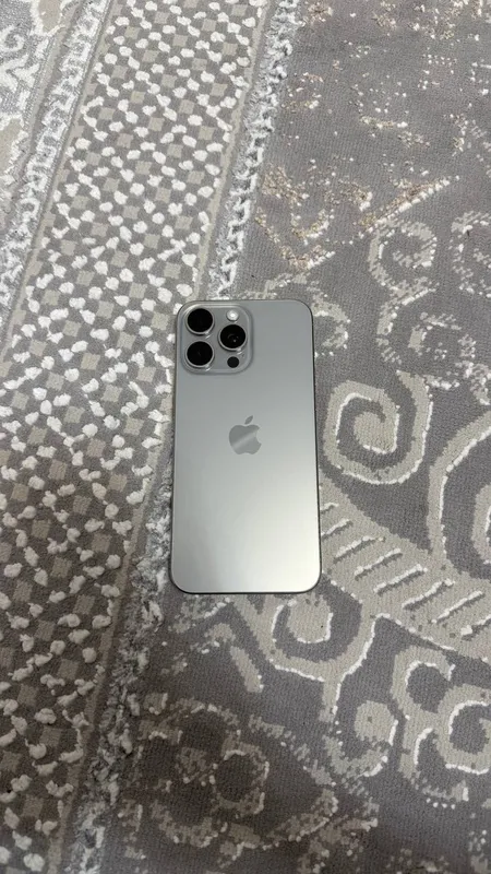 Iohone 15 pro max 1