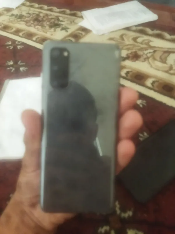 Samsung galaxiy Ş20 5G srochna arzonga sotiladi