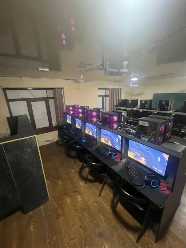 Game Club 10ta kompyuter