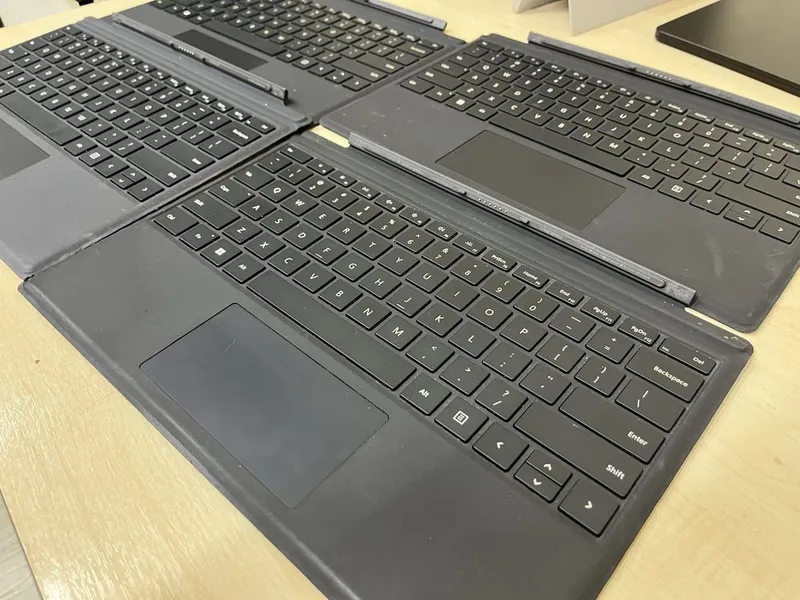Surface Pro клавиатура с подсветкой оригинал microsoft 3 Surface Pro клавиатура с подсветкой оригинал microsoft 3
