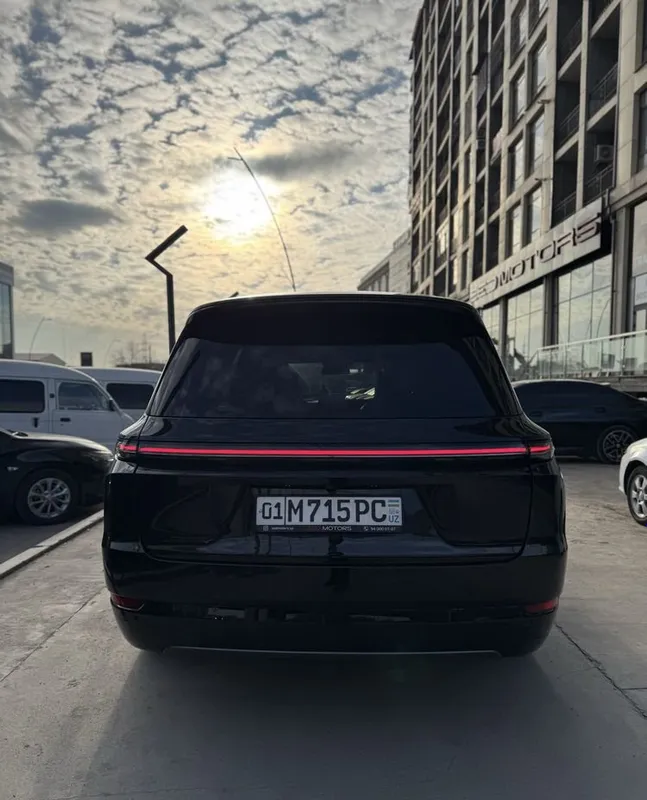 Lixang l9 max 2024 yil 4 Lixang l9 max 2024 yil 4