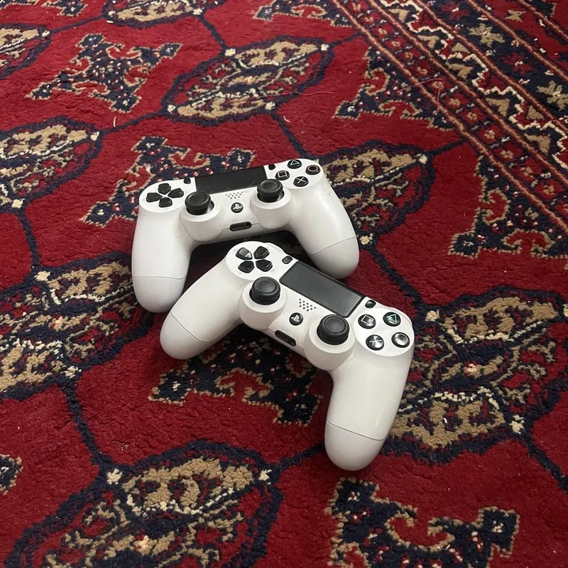 Playstation 4pro 2TB — фото 1