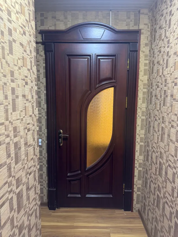 Дверь продается срочно