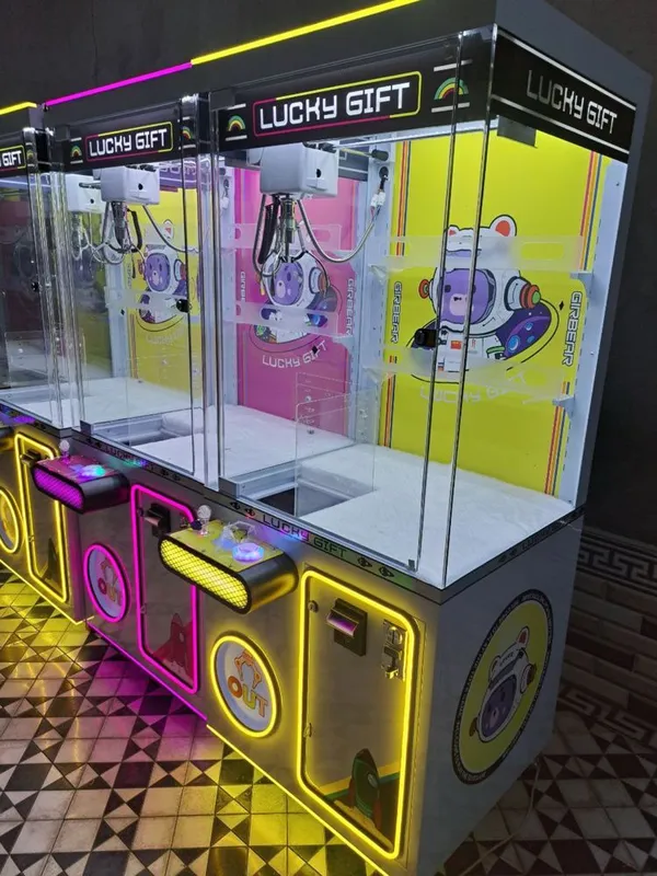 Игровой автомат хватайка 5