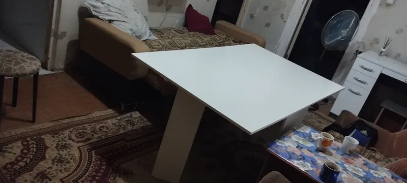 раскладной стол.новый.белого цвета 1 раскладной стол.новый.белого цвета 1