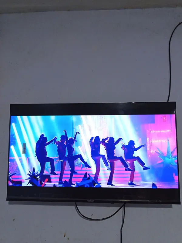 Televizor 43 talik Sonor Android 4 K iwlaydi